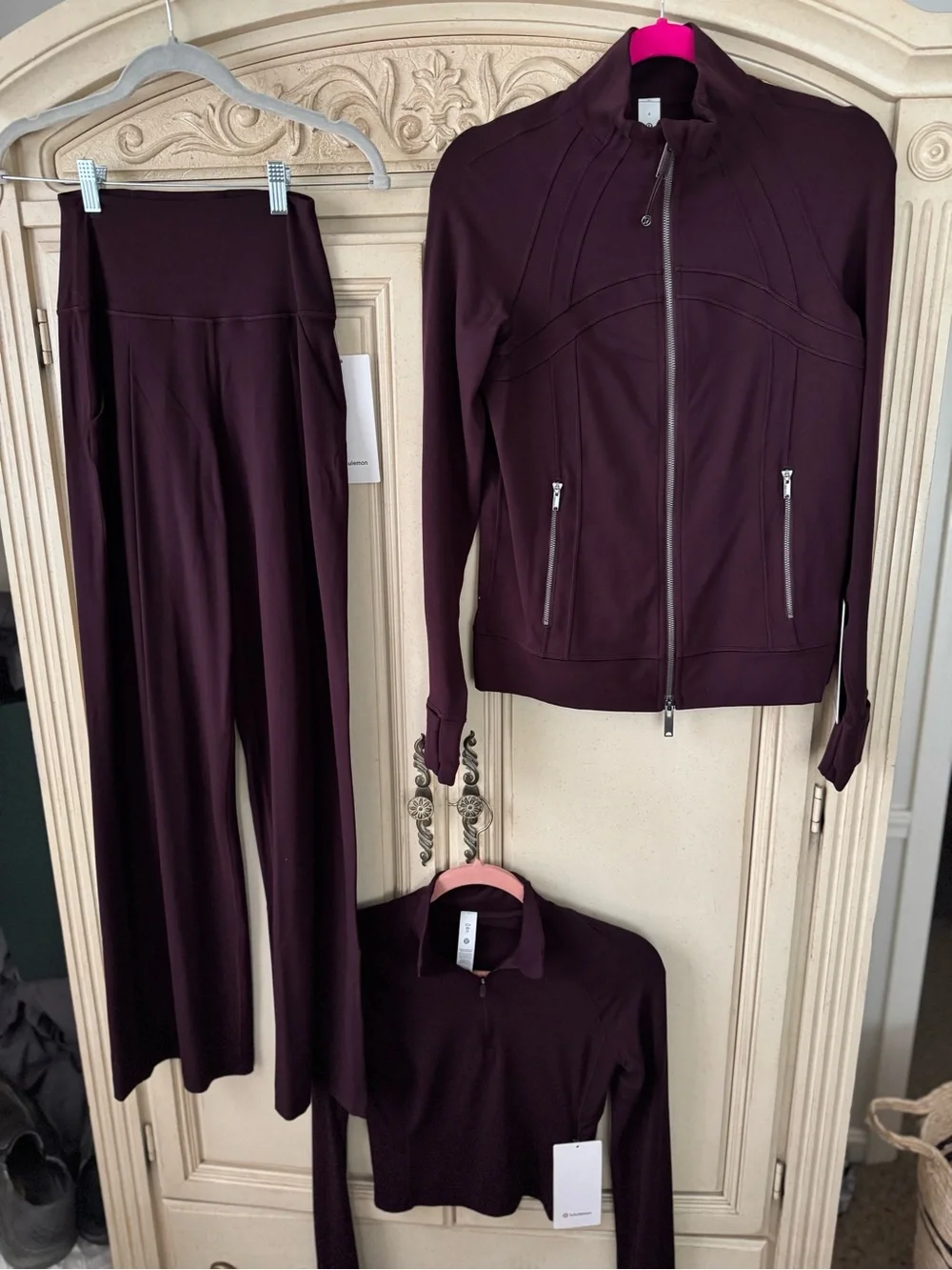 NWT Lululemon women’s Wine-Colored Active Jacket & Wide-Leg Pants Set